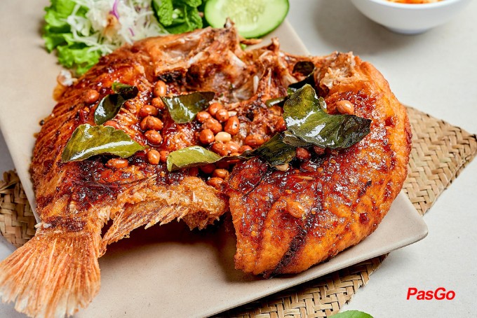 Thai Market - Phan Xích Long-1